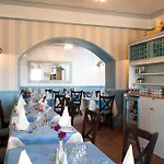 Hotel Pontac House 3*