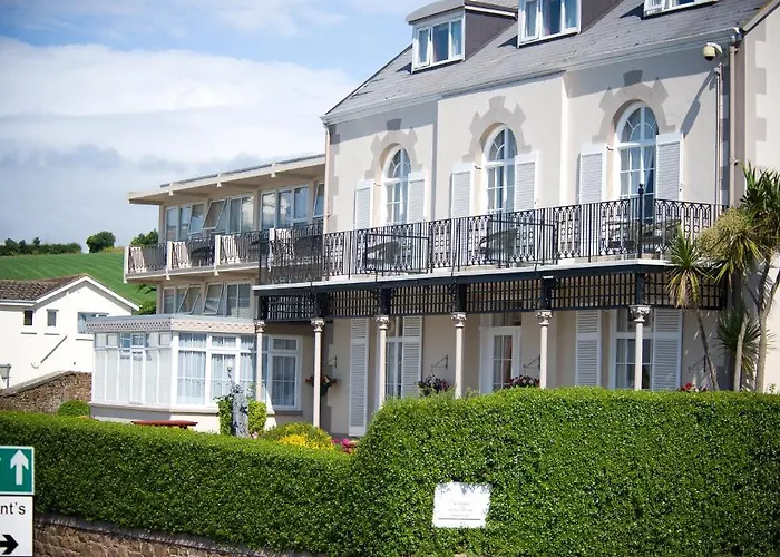 Pontac House 3* Saint Clement