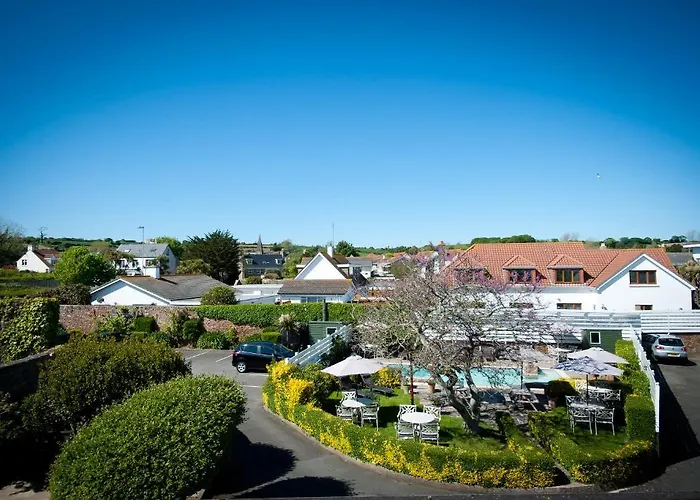 Pontac House 3* Saint Clement